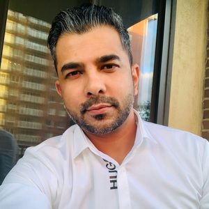 Meet your Posher, Zeeshan